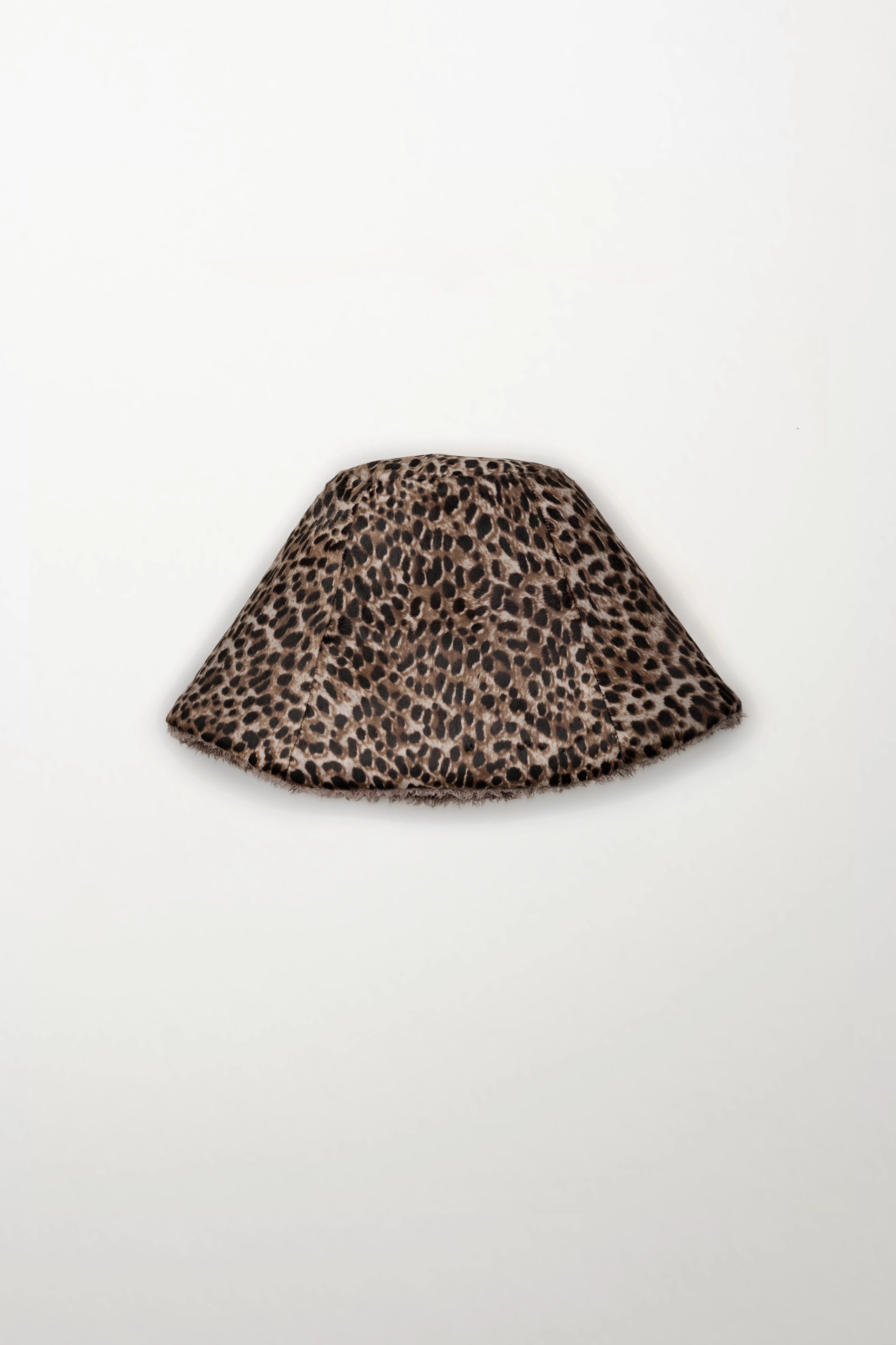 Bucket Hat in Leather
