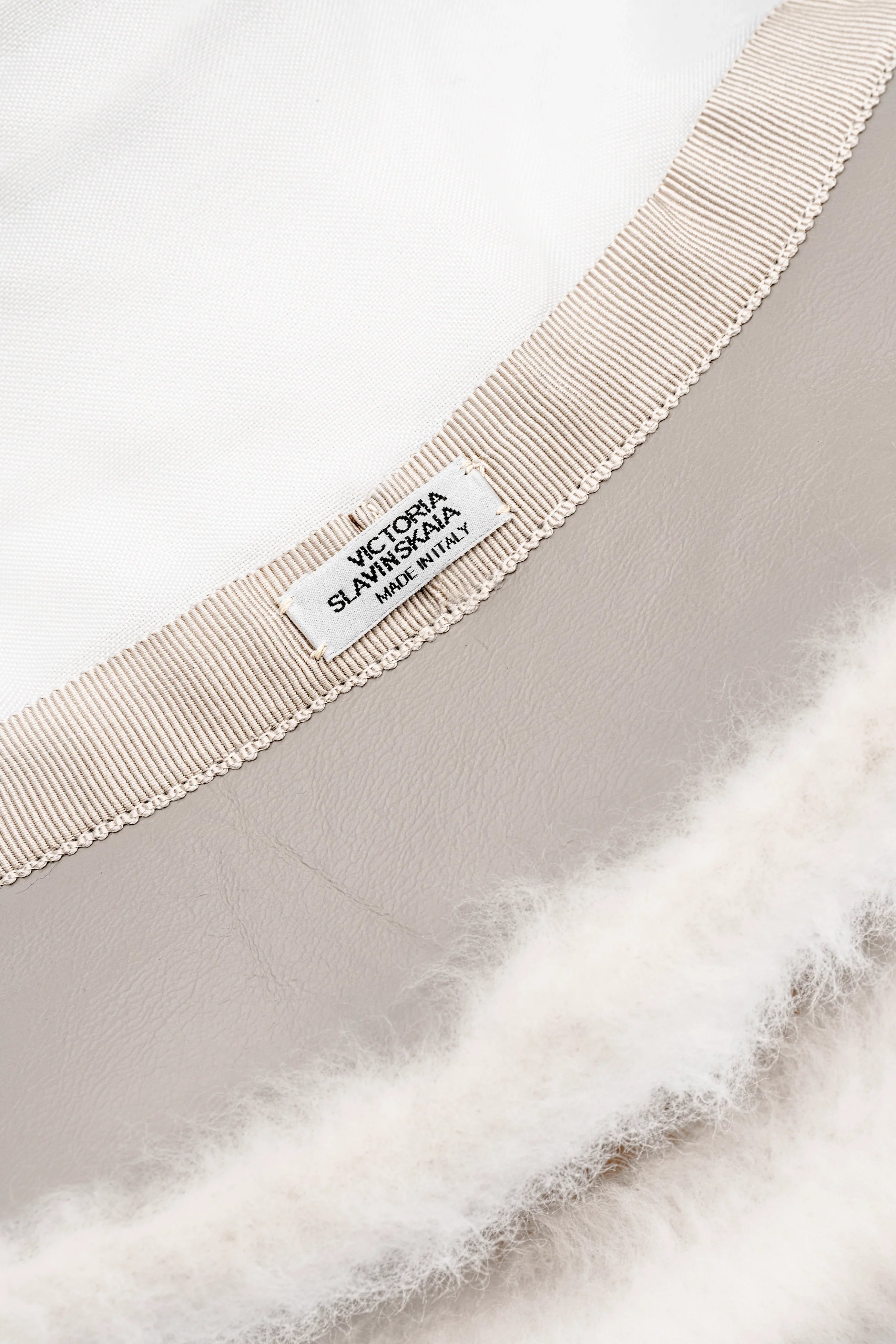 Bucket Hat in Shearling