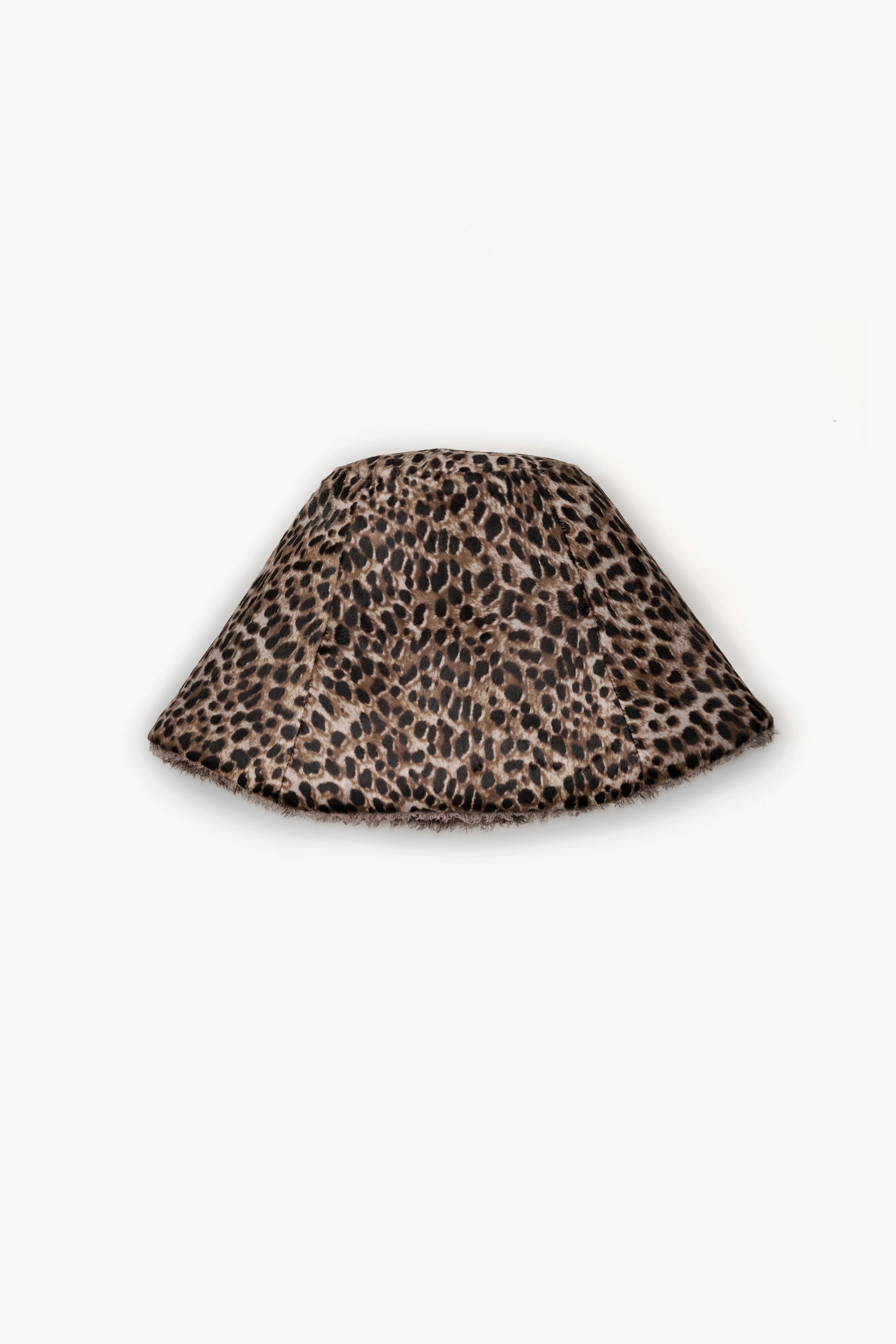Bucket Hat in Leather